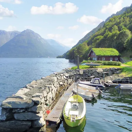 Raaen Hytteutleige Holiday home *