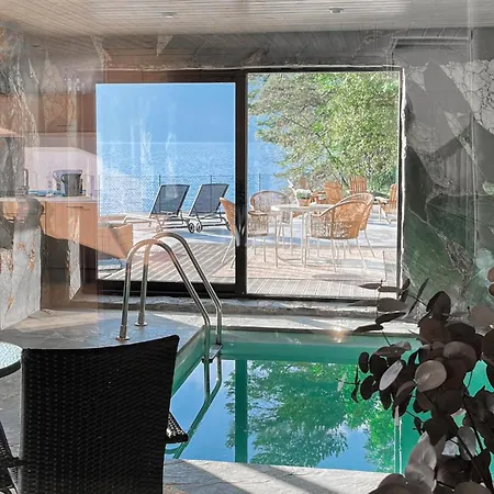 Holiday Raaen Hytteutleige V 펜션